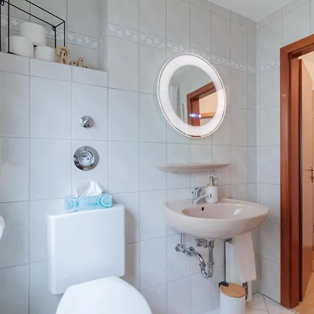 Njoy! Business Grafenau - Daimler & Parkplatz Appartamento Datzingen